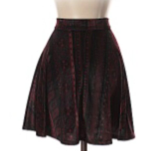 Hollister Womens Printed Skater Skirt Size XSmall - Picture 2 of 5